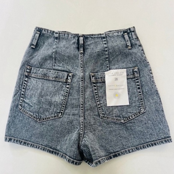 Happy Nature Ultra High Rise Seamed Short 28 - Picture 5 of 5